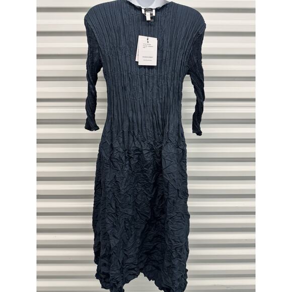 Alquema - 3/4 Sleeve Smash Pocket Dress in Midnight Size 1 Small - Picture 2 of 6